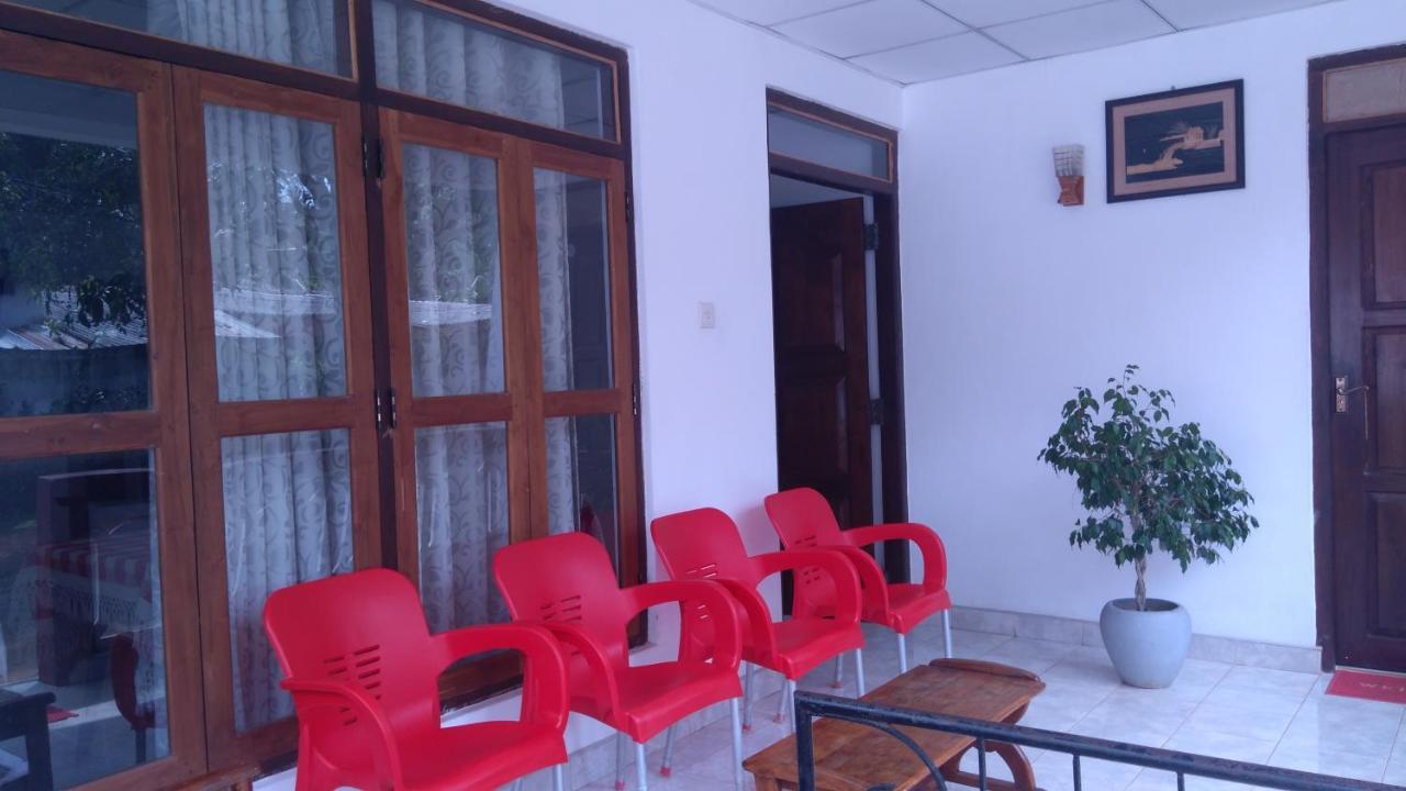 Umaya Holiday Home Anuradhapura Exterior foto